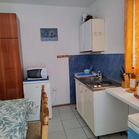 Karmellina Seafront Apartman *