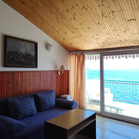 Karmellina Seafront * Podgora